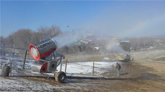 滑雪場造雪機