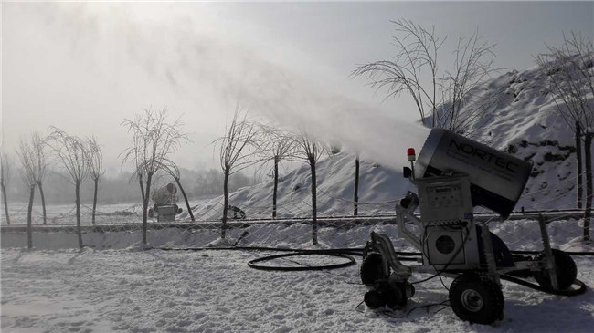 滑雪場造雪機(jī)