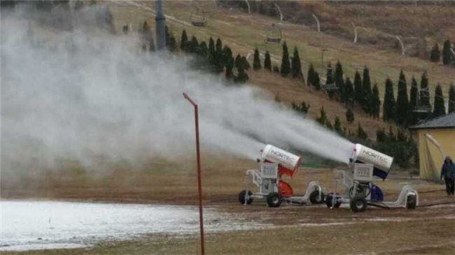 浙江安吉觀音堂滑雪場