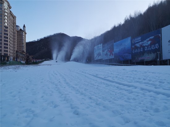 造雪機(jī)