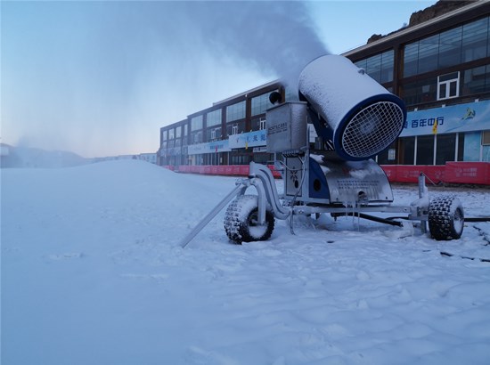 造雪機(jī)