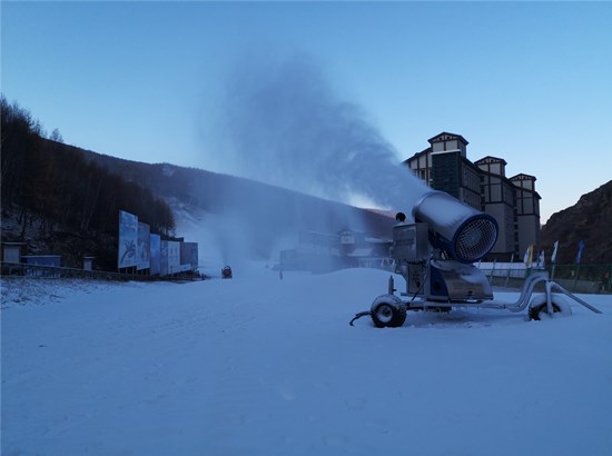 造雪機(jī)