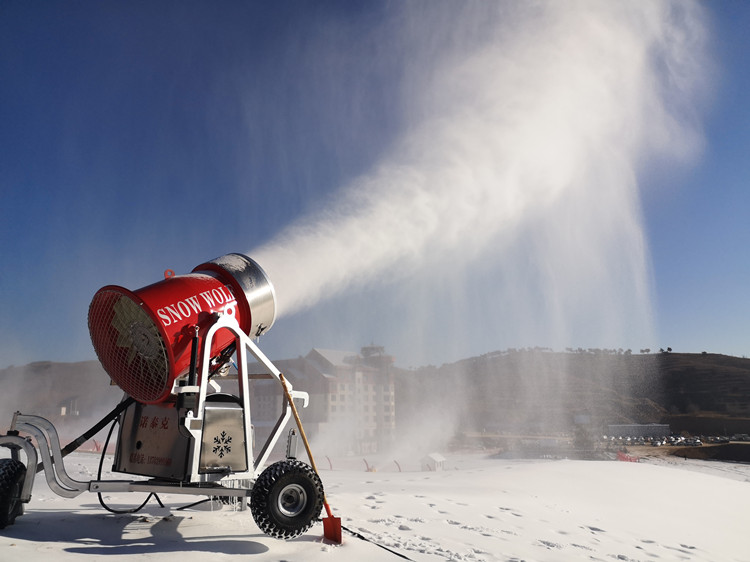 造雪機