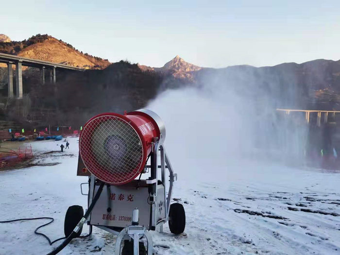 造雪機